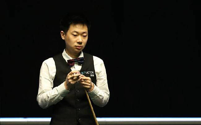 迎来与马克, 首席四强终 迎来与马克, 首席四强终